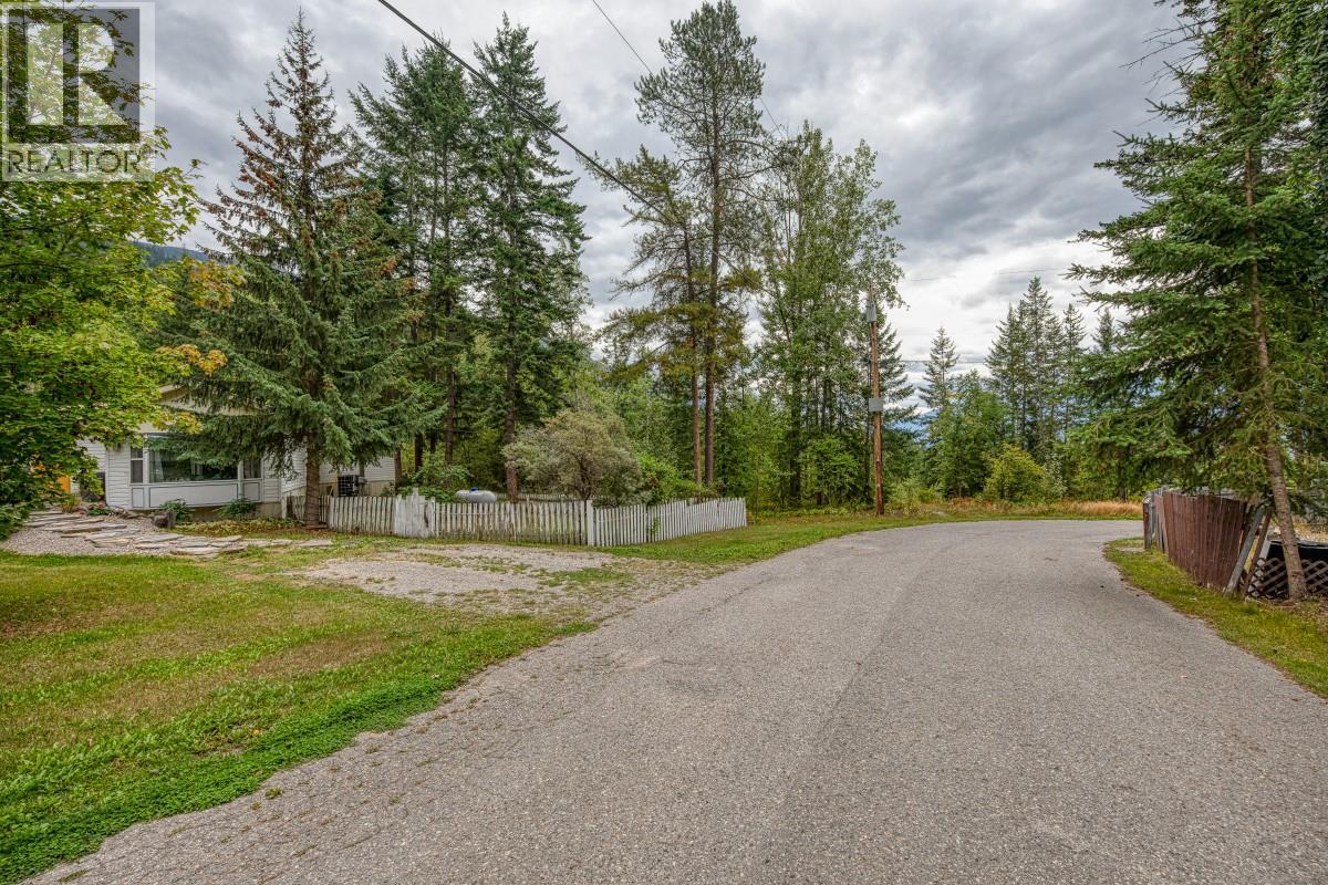 470 Reflection Lake Road, Golden — photo 43
