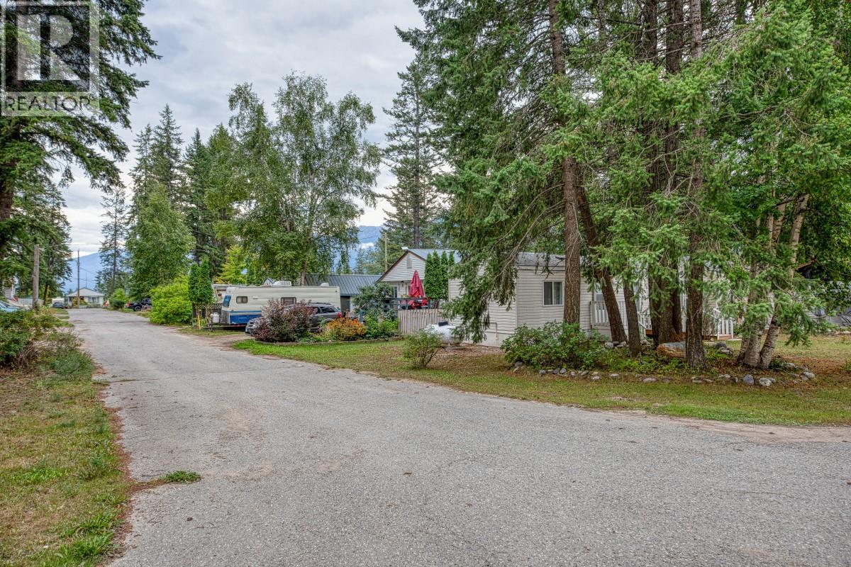 470 Reflection Lake Road, Golden — photo 29