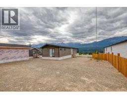 470 Reflection Lake Road, Golden, BC V0A1H6 Photo 8
