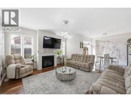 Great room - 97 Narbonne Crescent Unit# Main & Upper, Stoney Creek, ON L8J0J6 Photo 12