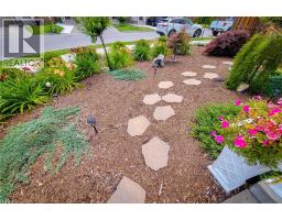 97 Narbonne Crescent Unit# Main & Upper, Stoney Creek, ON L8J0J6 Photo 30