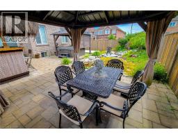 97 Narbonne Crescent Unit# Main & Upper, Stoney Creek, ON L8J0J6 Photo 32