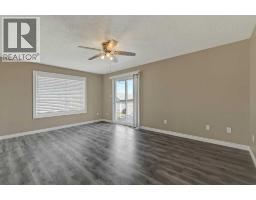 Kitchen - 10108 106 Street, Hythe, AB T0H2C0 Photo 6