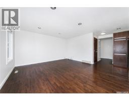 Living room - 435 Pichler Crescent, Saskatoon, SK S7V0H2 Photo 15