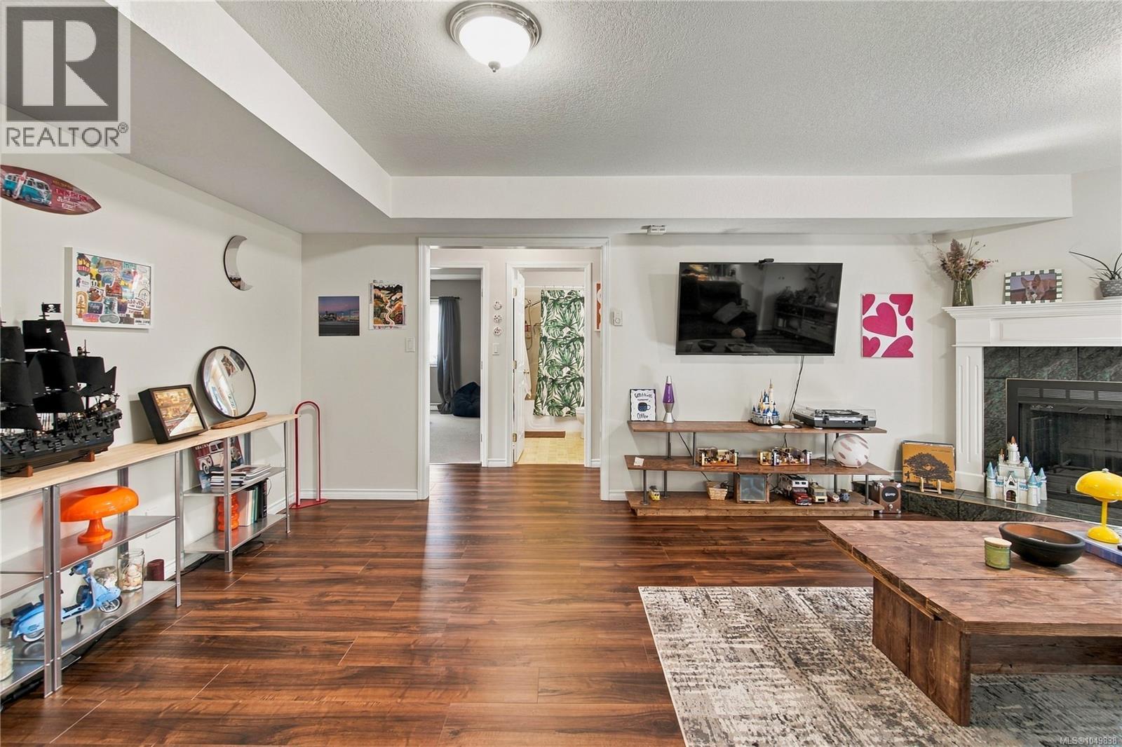 4067 Gulfview Dr - Image 32