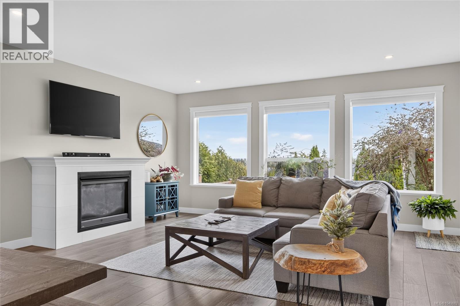 3360 Harbourview Blvd - Image 10