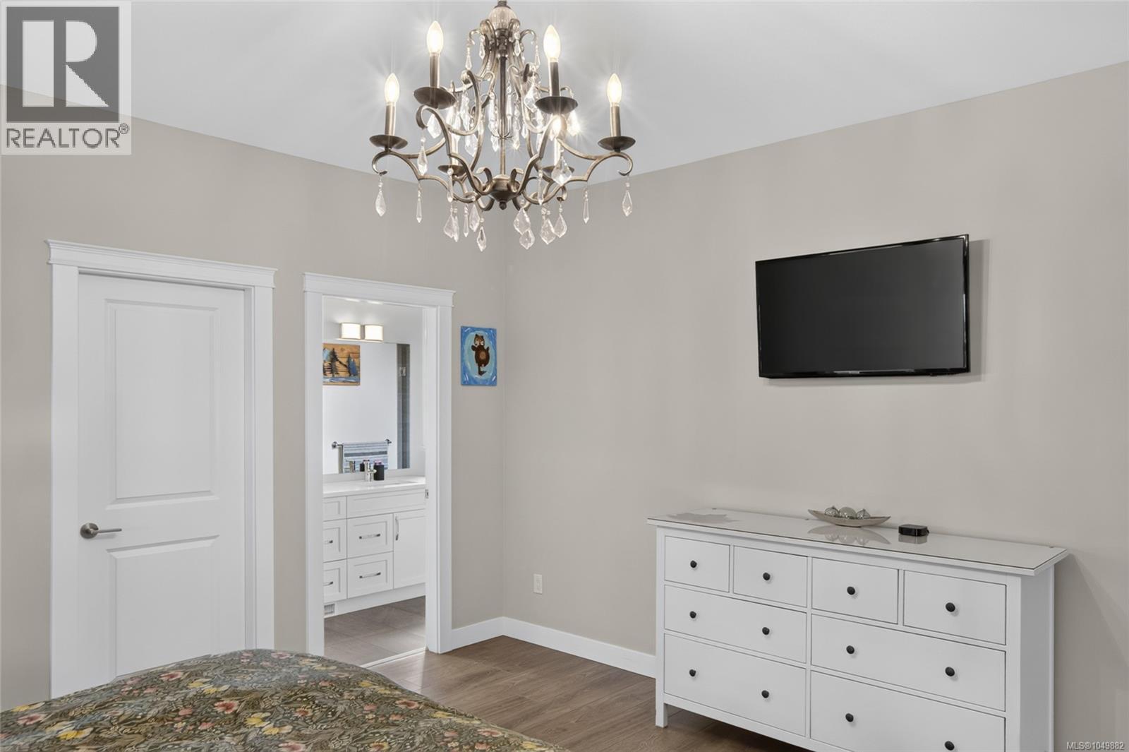 3360 Harbourview Blvd - Image 17