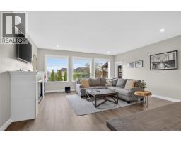 Ensuite - 3360 Harbourview Blvd, Courtenay, BC V9N0E8 Photo 11
