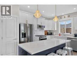 Living room - 3360 Harbourview Blvd, Courtenay, BC V9N0E8 Photo 6