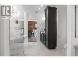 15 Driftwood Avenue, Skead, ON P0M2Y0 Photo 13