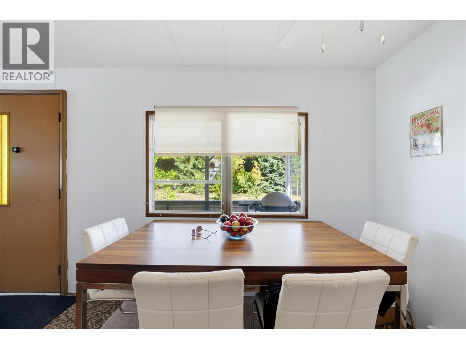 405 Gillis Avenue, Sicamous