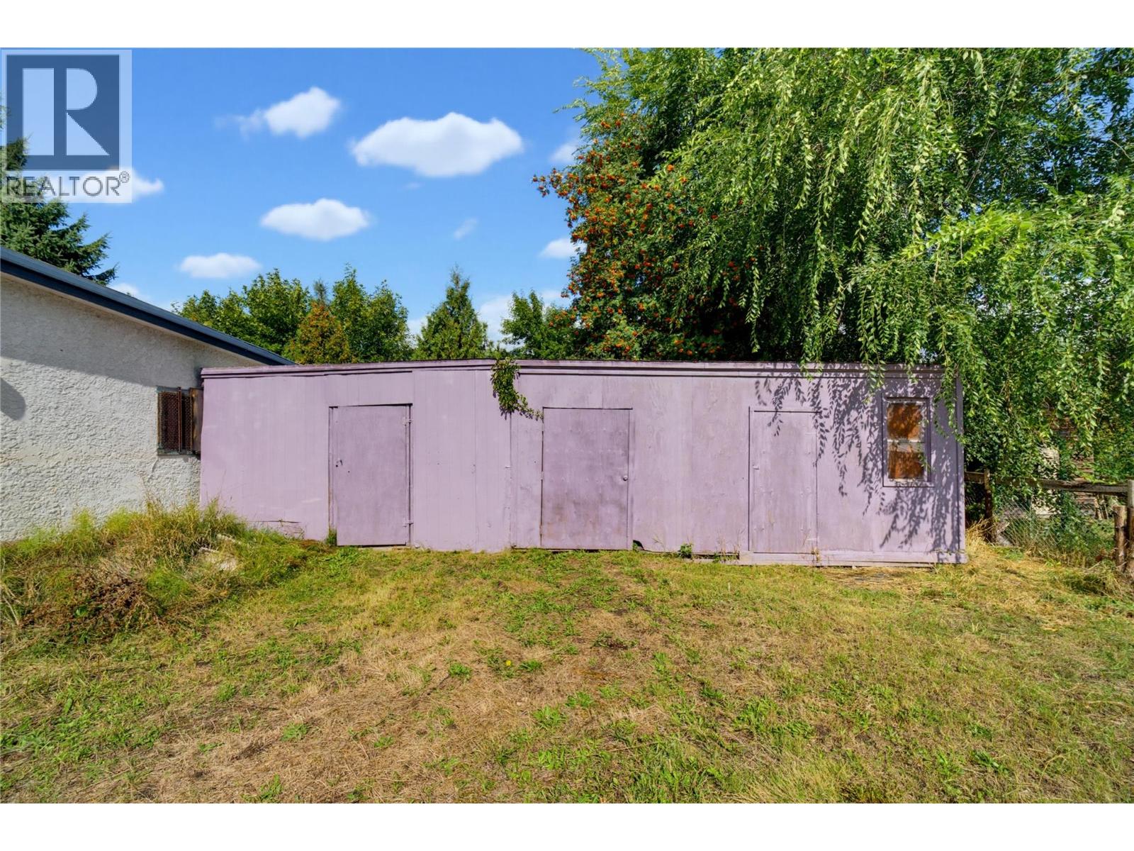 405 Gillis Avenue, Sicamous