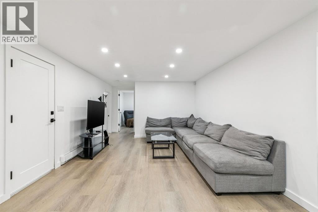 3812 3 Avenue SW - 30
