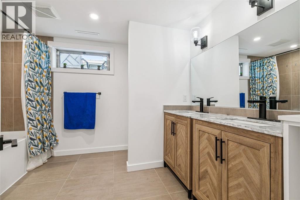 3812 3 Avenue SW - 33