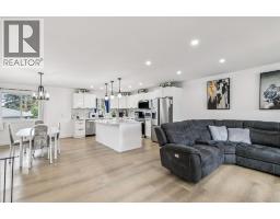 Bedroom - 3812 3 Avenue Sw, Calgary, AB T3C0A9 Photo 9