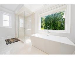 13062 15a Avenue, Surrey, BC V4A1M3 Photo 18