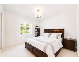 13062 15a Avenue, Surrey, BC V4A1M3 Photo 22