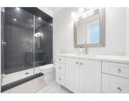 13062 15a Avenue, Surrey, BC V4A1M3 Photo 23