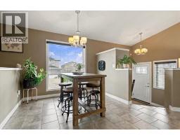 4pc Bathroom - 9401 88a Street, Grande Prairie, AB T8X0H2 Photo 6