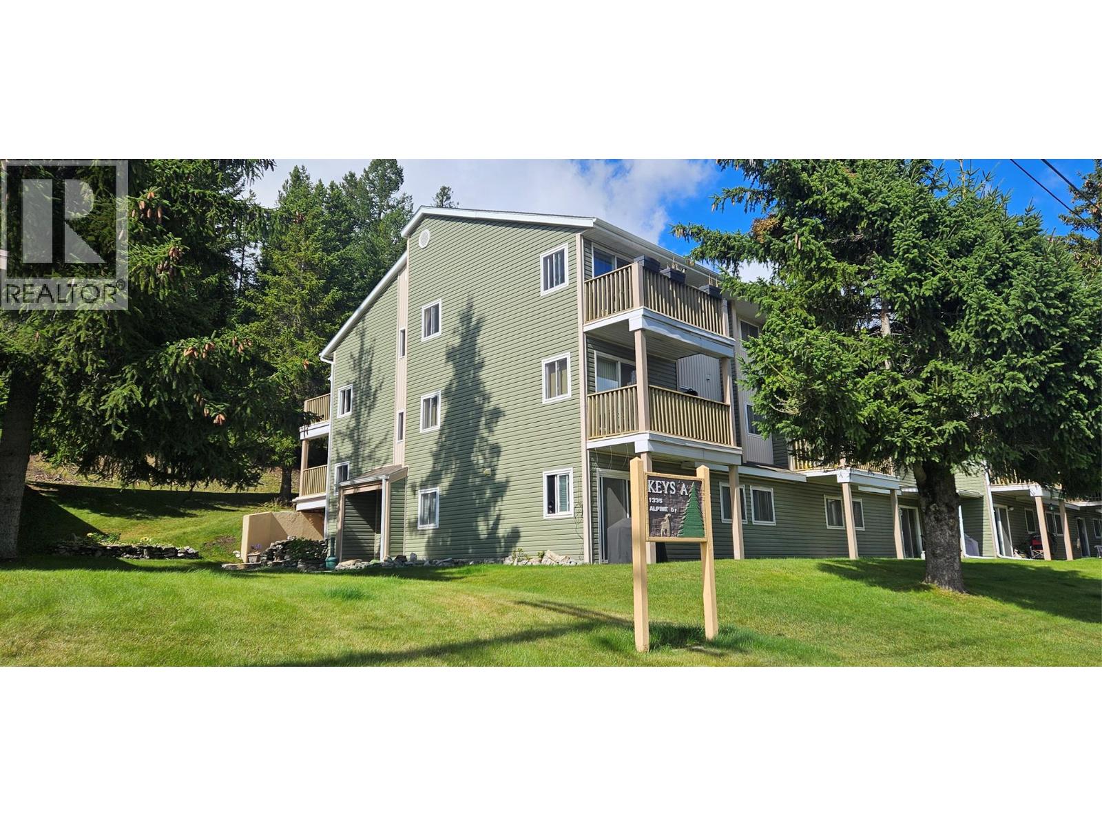 1335 ALPINE Drive Unit# 301A, Elkford — photo 1