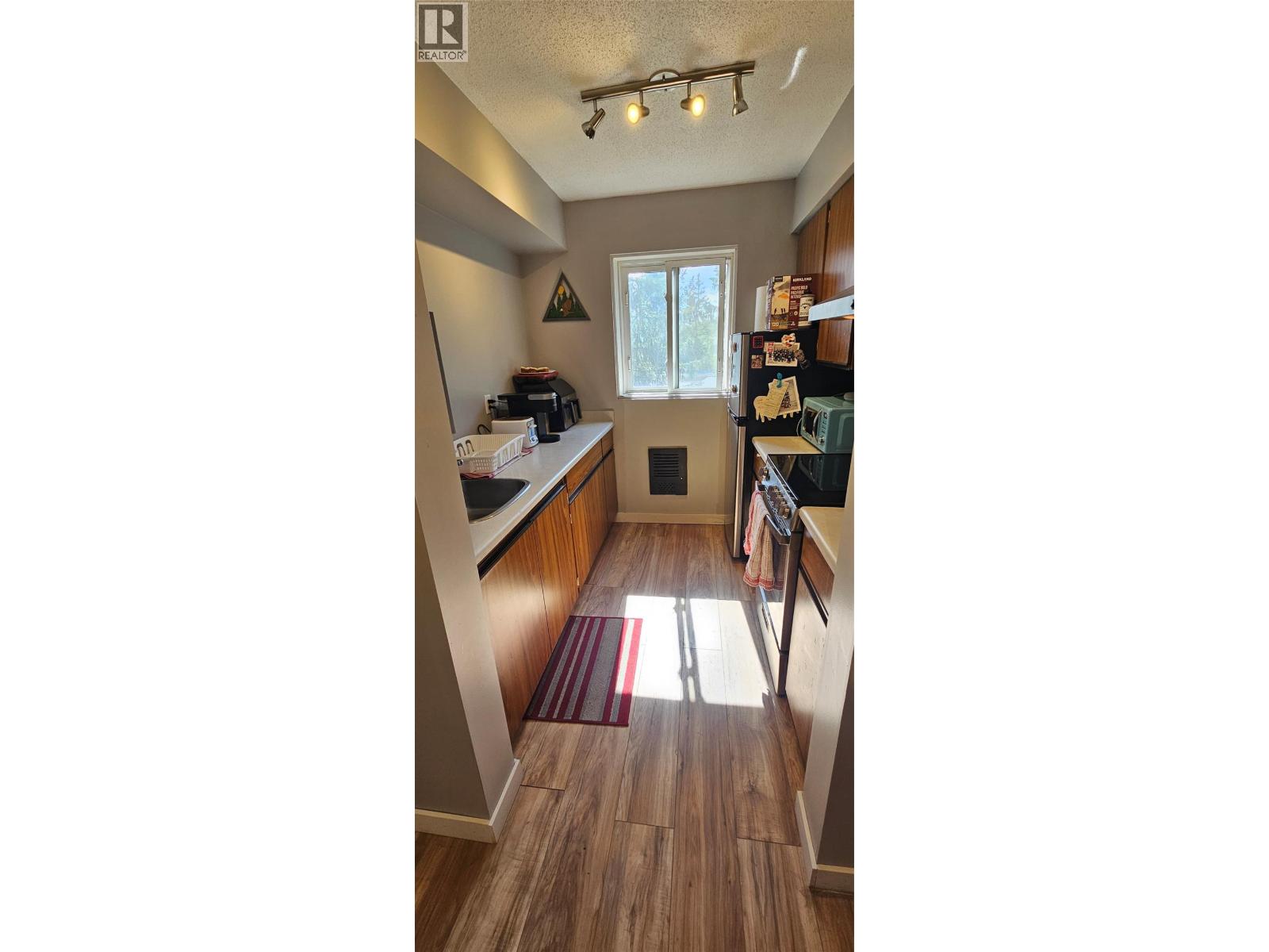 1335 ALPINE Drive Unit# 301A, Elkford — photo 7