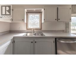 Mud room - 4771 Baillie Grohman Avenue, Canal Flats, BC V0B1B0 Photo 6