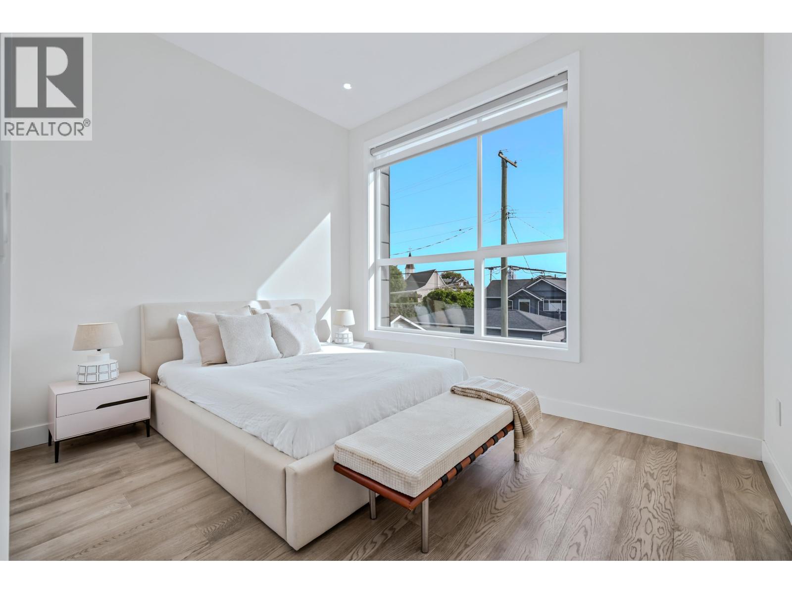 409 W KEITH ROAD, North Vancouver