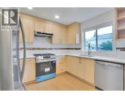 112 Martinglen Close NE - photo 9