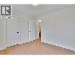 112 Martinglen Close NE - photo 15