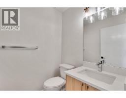112 Martinglen Close NE - photo 5
