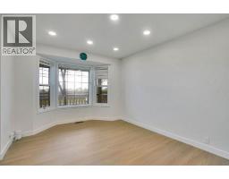 112 Martinglen Close NE - photo 3