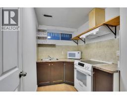 112 Martinglen Close NE - photo 31