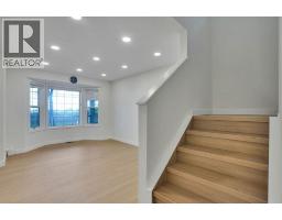 112 Martinglen Close NE - photo 12
