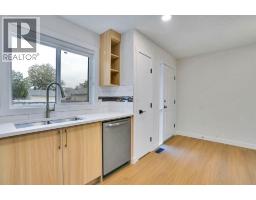 112 Martinglen Close NE - photo 11