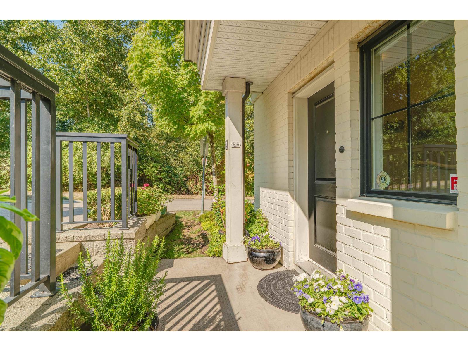 39 14888 62 AVENUE, Surrey — photo 3