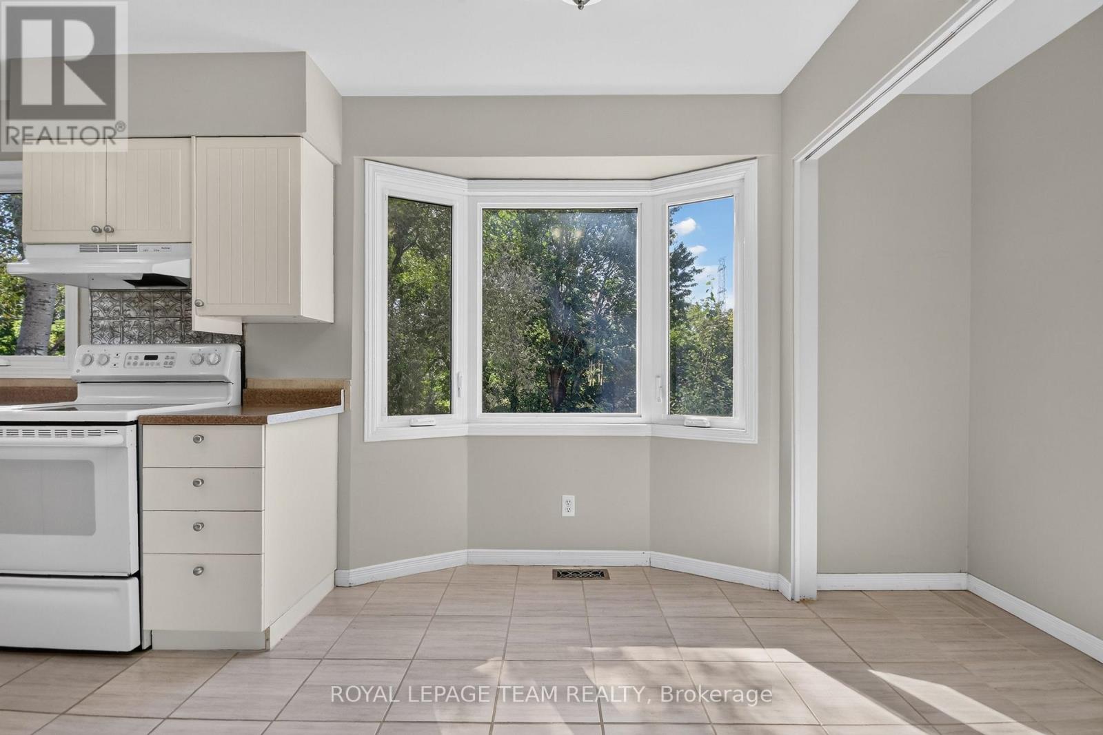136 GLAMORGAN DRIVE - Image 19