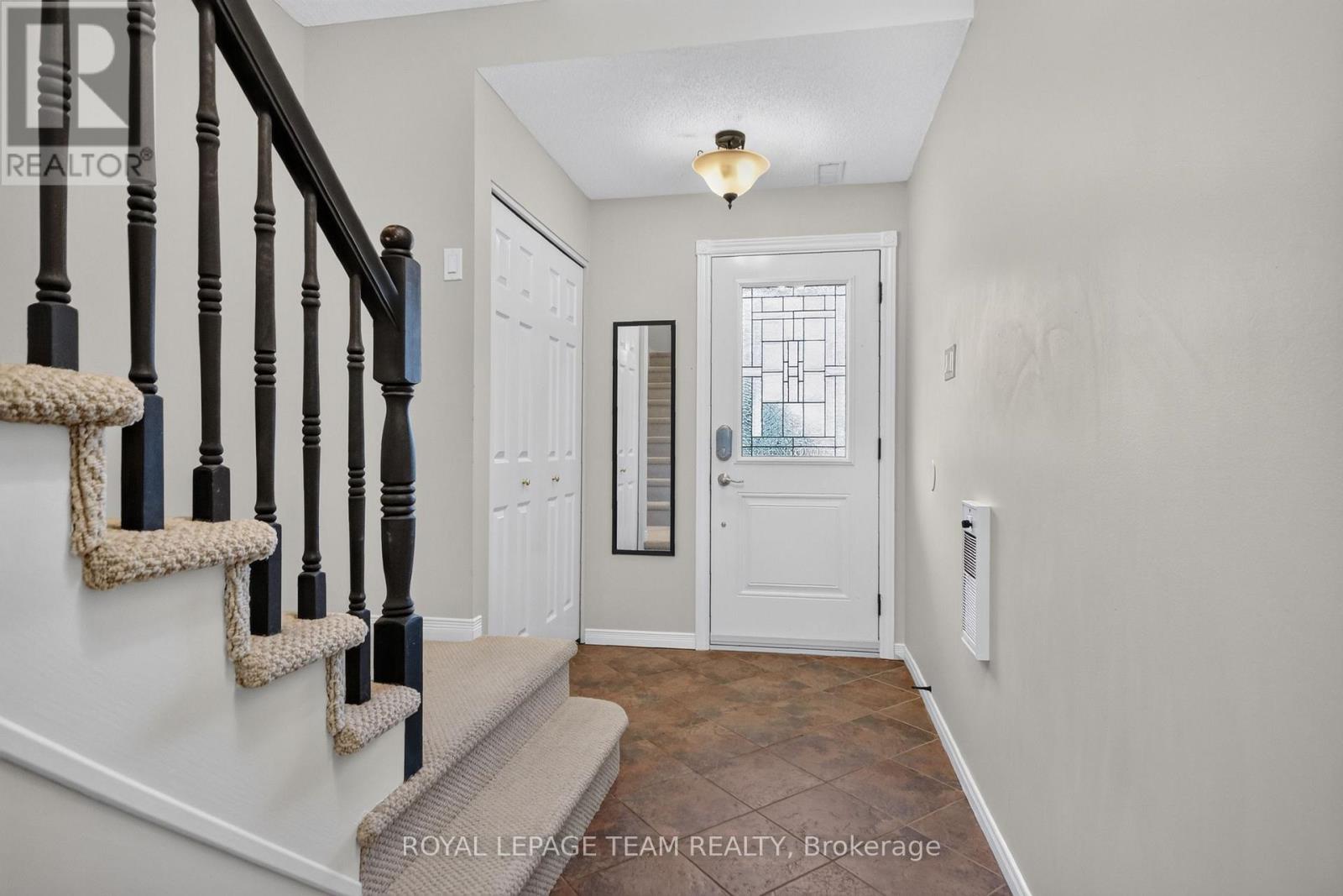 136 GLAMORGAN DRIVE - 2