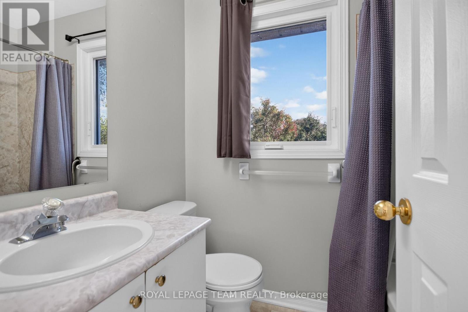 136 GLAMORGAN DRIVE - Image 28