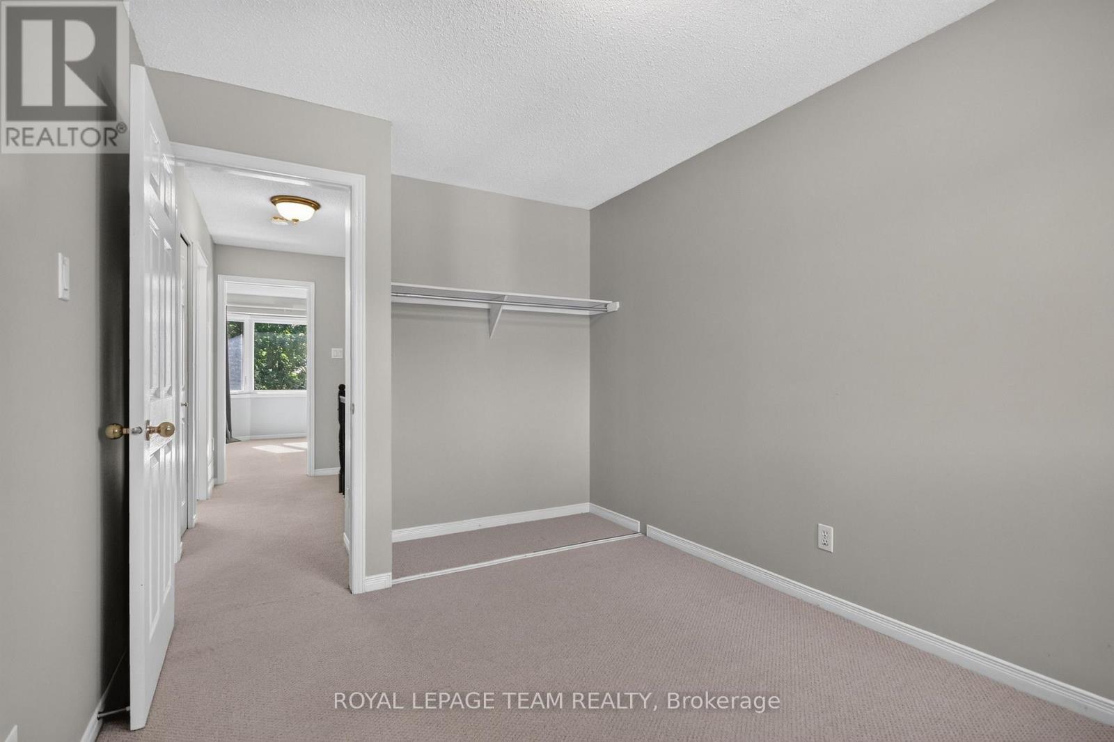 136 GLAMORGAN DRIVE - 30