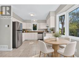 Eating area - 136 Glamorgan Drive, Ottawa, ON K2L1R8 Photo 15
