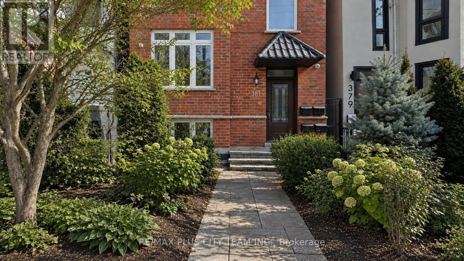 2 - 381 ONTARIO STREET, Toronto (Moss Park) — photo 2