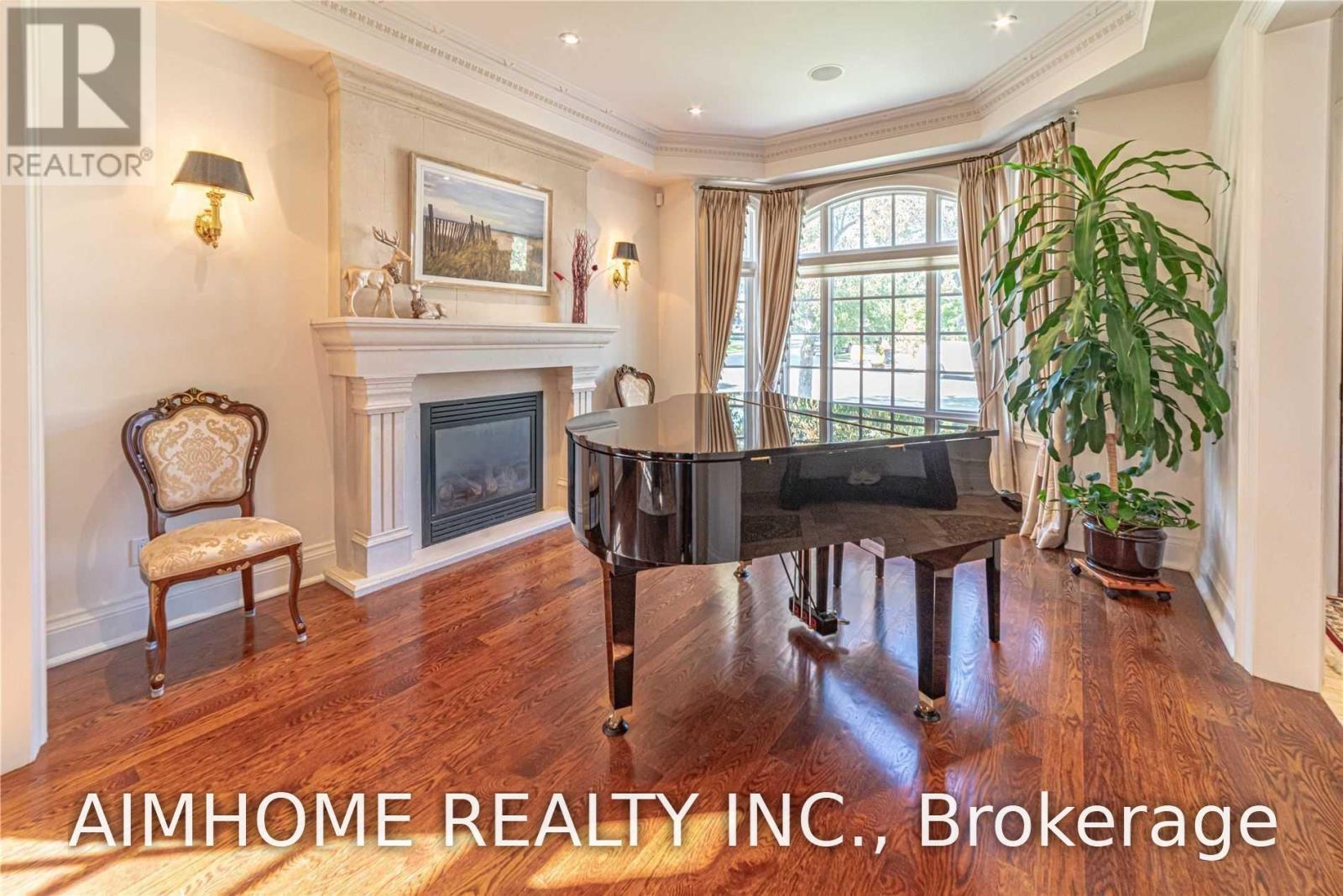 19 BROCKINGTON CRESCENT, Toronto (Bathurst Manor) — photo 4