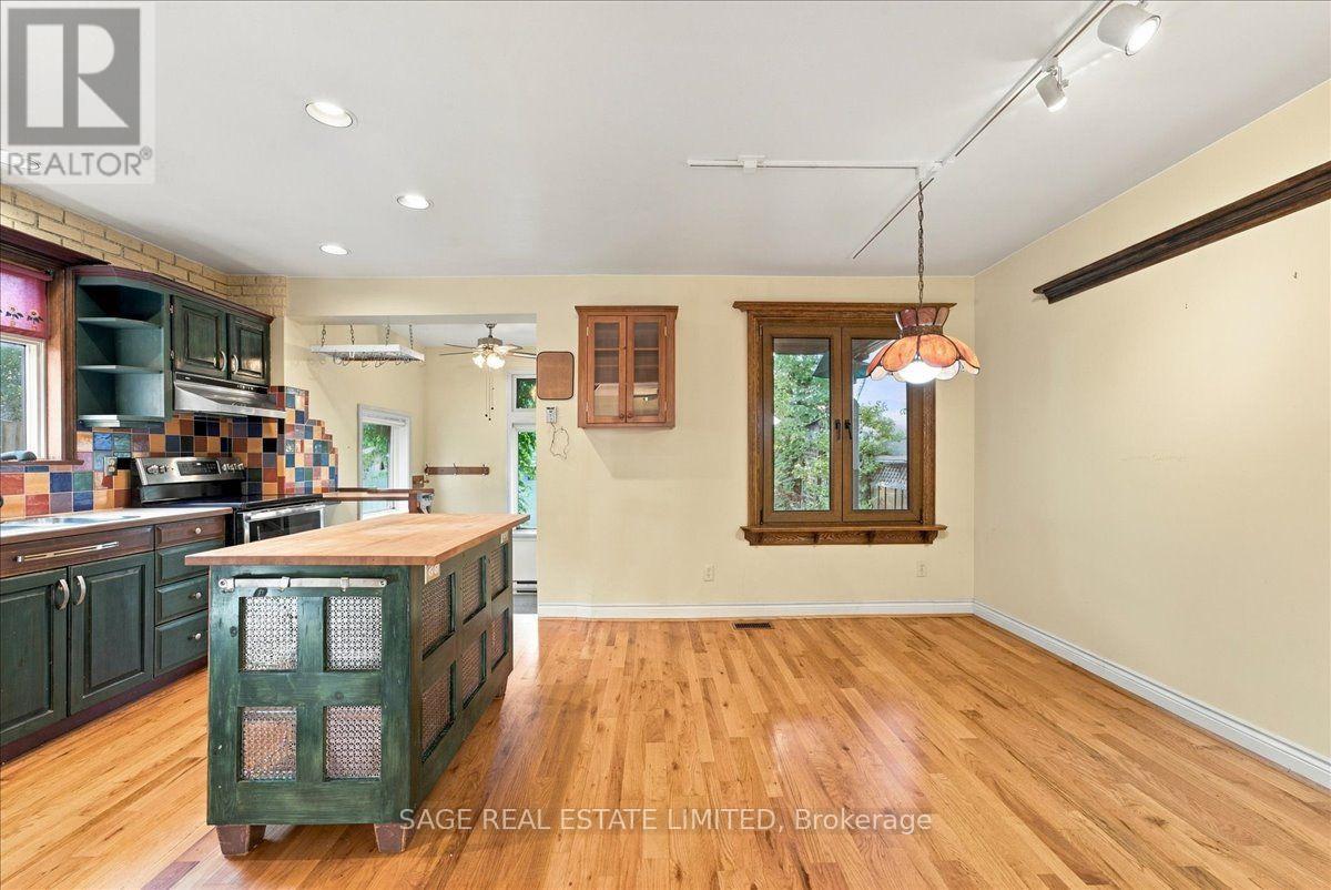 43 ORLEY AVENUE - 6