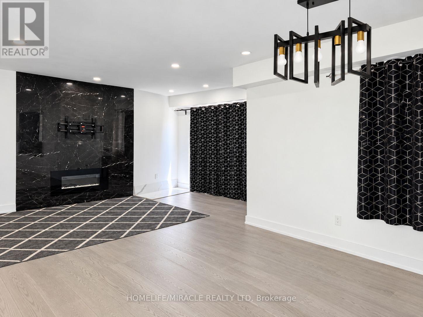 19 SHADEMASTER COURT, Toronto (Malvern) — photo 4