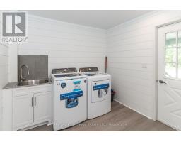 1184 Eveleigh Road, Muskoka Lakes, ON P0B1J0 Photo 15