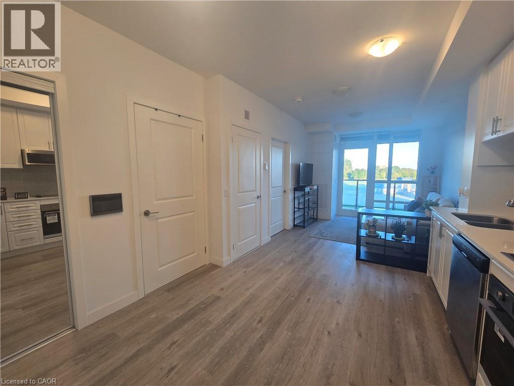 461 GREEN Road Unit# 319, Stoney Creek — photo 8