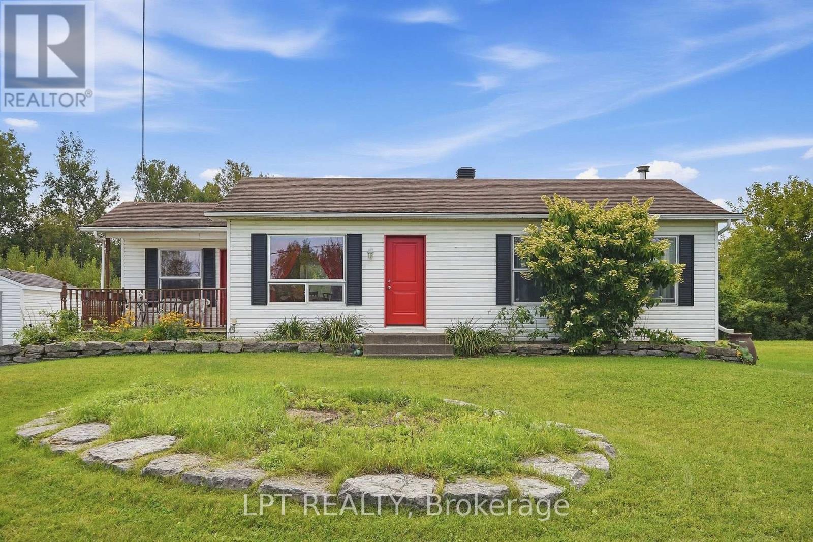 Single Family at 7820 COUNTY 10 ROAD