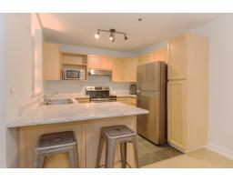 106 19721 64 Avenue, Langley, BC V2Y1L1 Photo 9