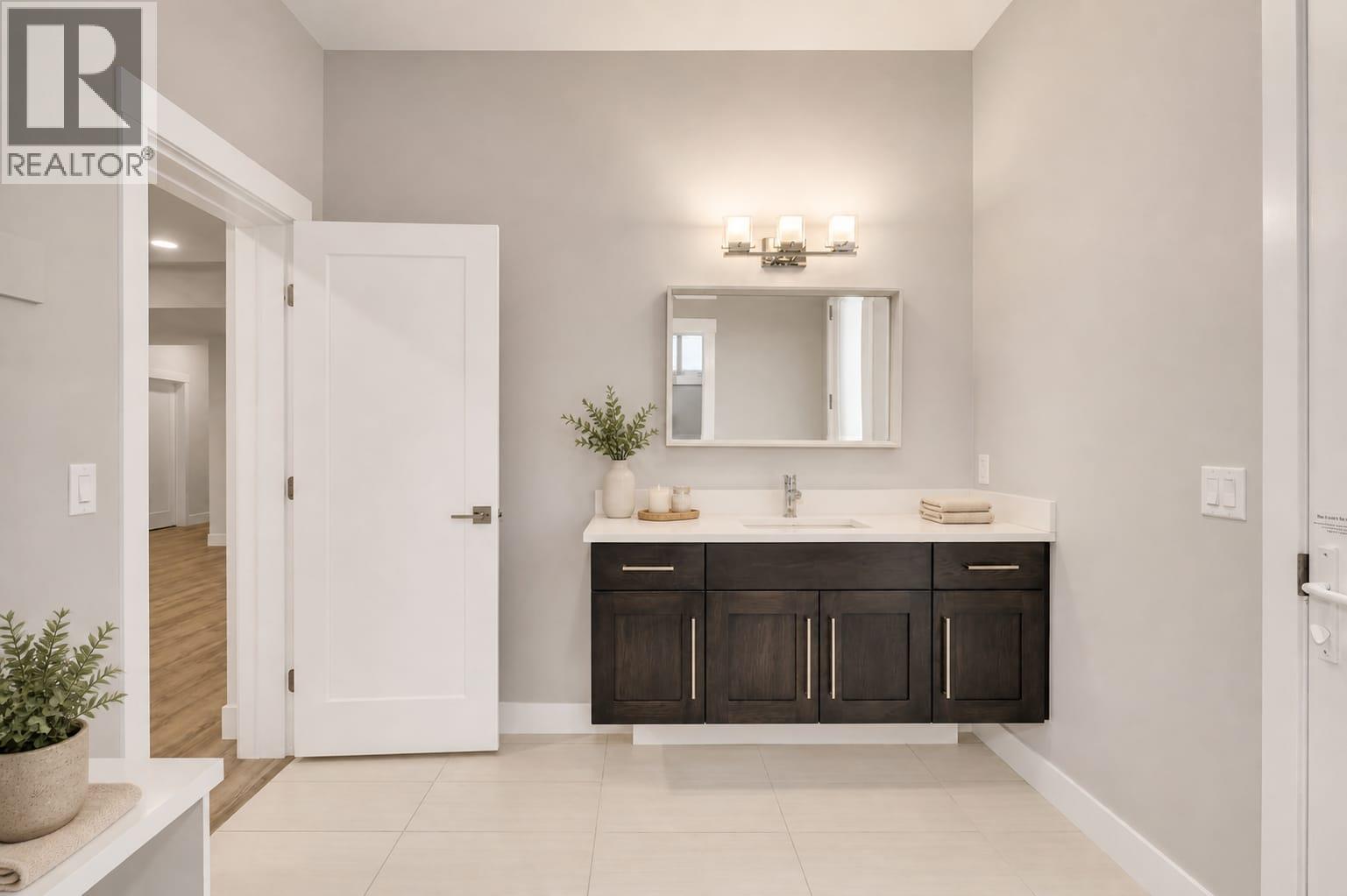  5624 Mountainside Drive, Kelowna