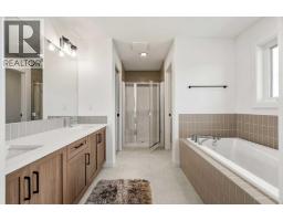 380 Northern Lights Green, Langdon, AB T0J1X2 Photo 25
